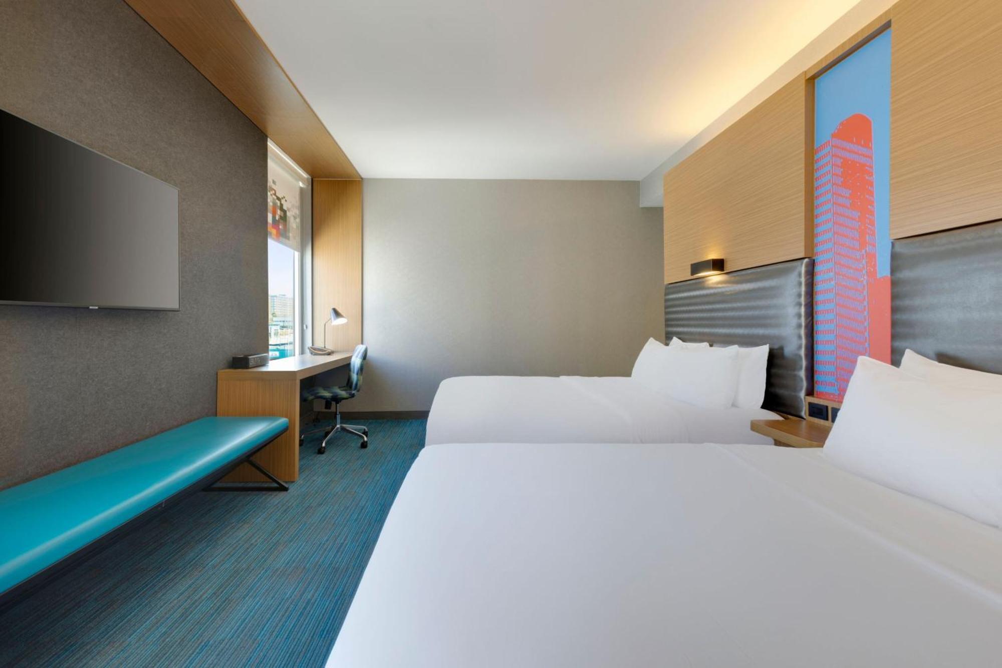 Aloft Hotel Milwaukee Downtown Exterior foto