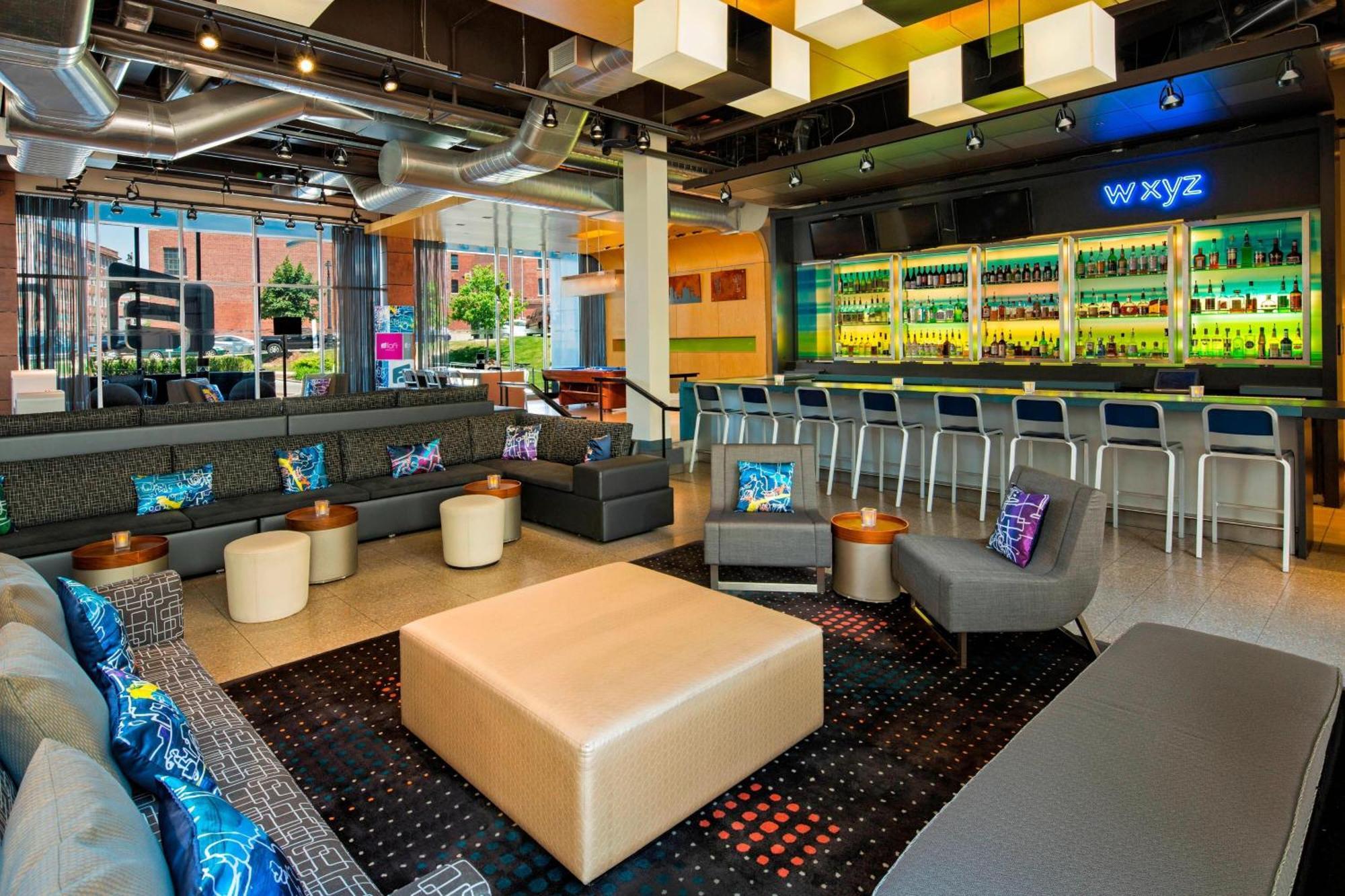 Aloft Hotel Milwaukee Downtown Exterior foto
