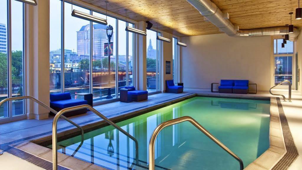 Aloft Hotel Milwaukee Downtown Exterior foto